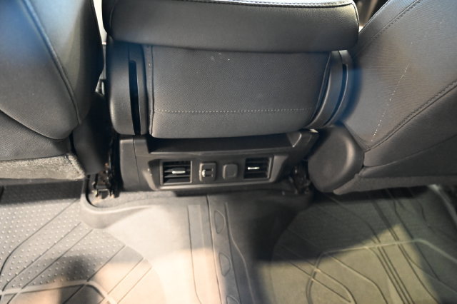 Used 2019 Chevrolet Silverado 1500 LT w/ All-Star Edition AWD/4WD image 24