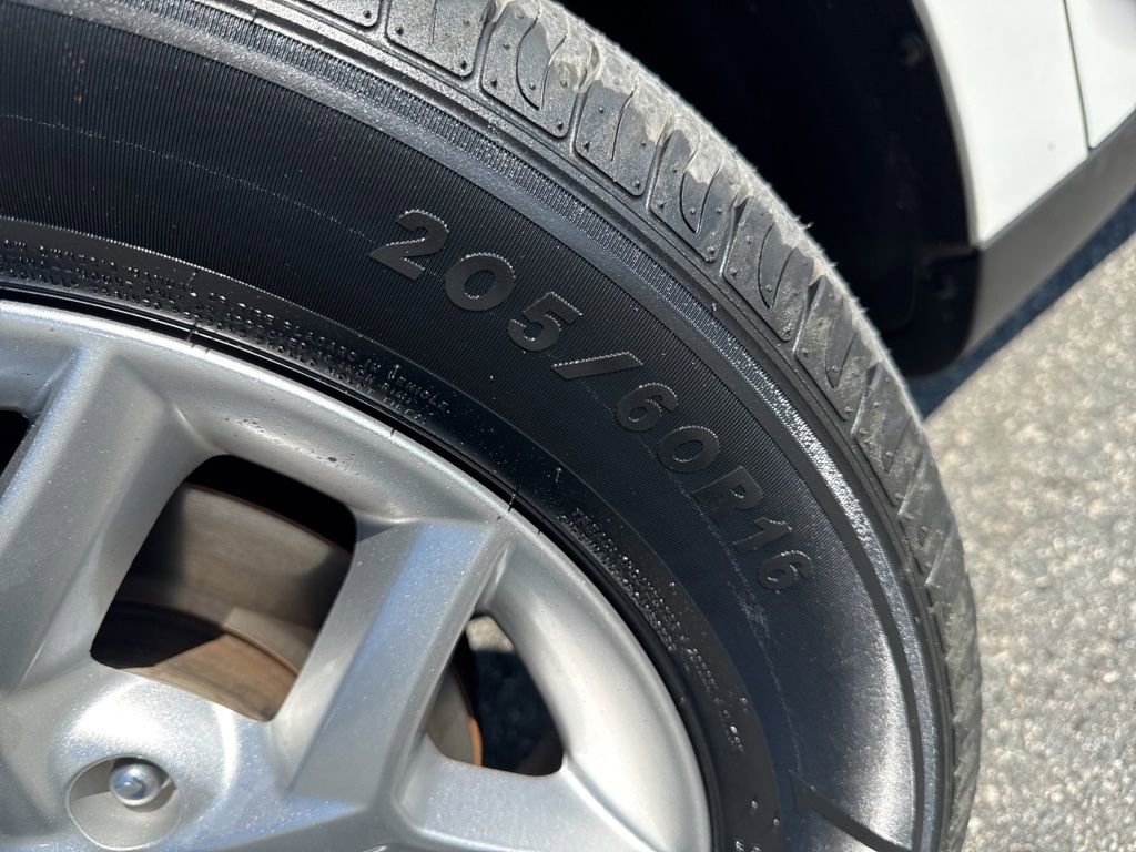 Used 2024 Kia Soul LX w/ Option Group 015 image 27