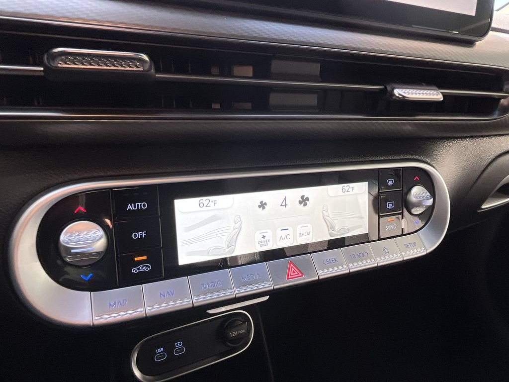 New 2025 Genesis GV60 Advanced AWD/4WD image 17