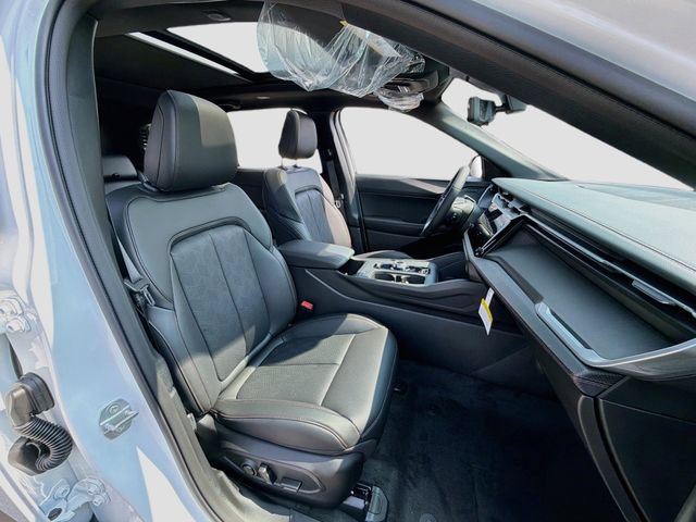 New 2026 Jeep Cherokee Overland w/ Advanced Pro Tech Group AWD/4WD image 28
