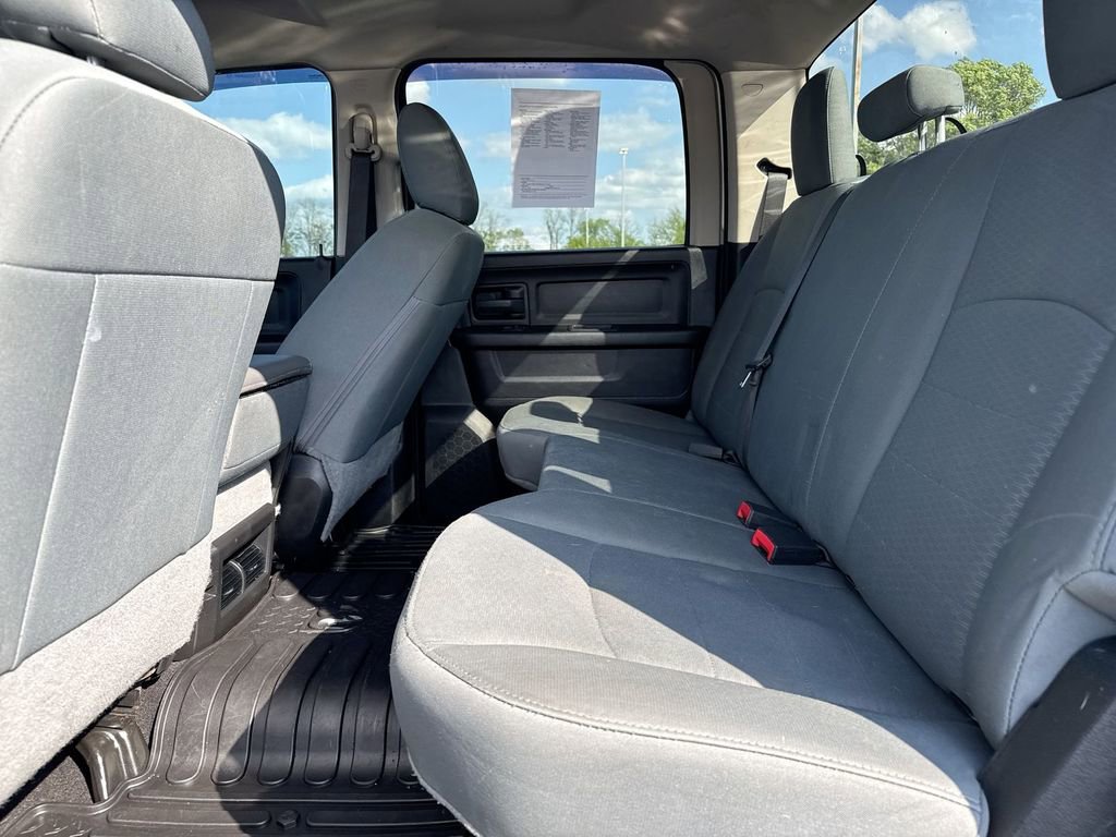 Used 2018 RAM 2500 Tradesman w/ Chrome Appearance Group image 22