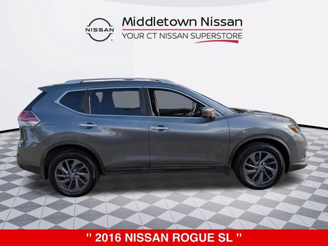 Used 2016 Nissan Rogue SL w/ SL Premium Package AWD/4WD image 2