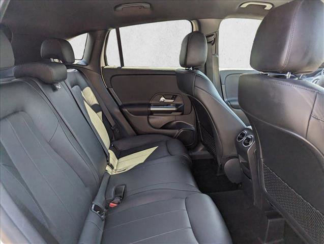 Used 2022 Mercedes-Benz GLA 250 image 19