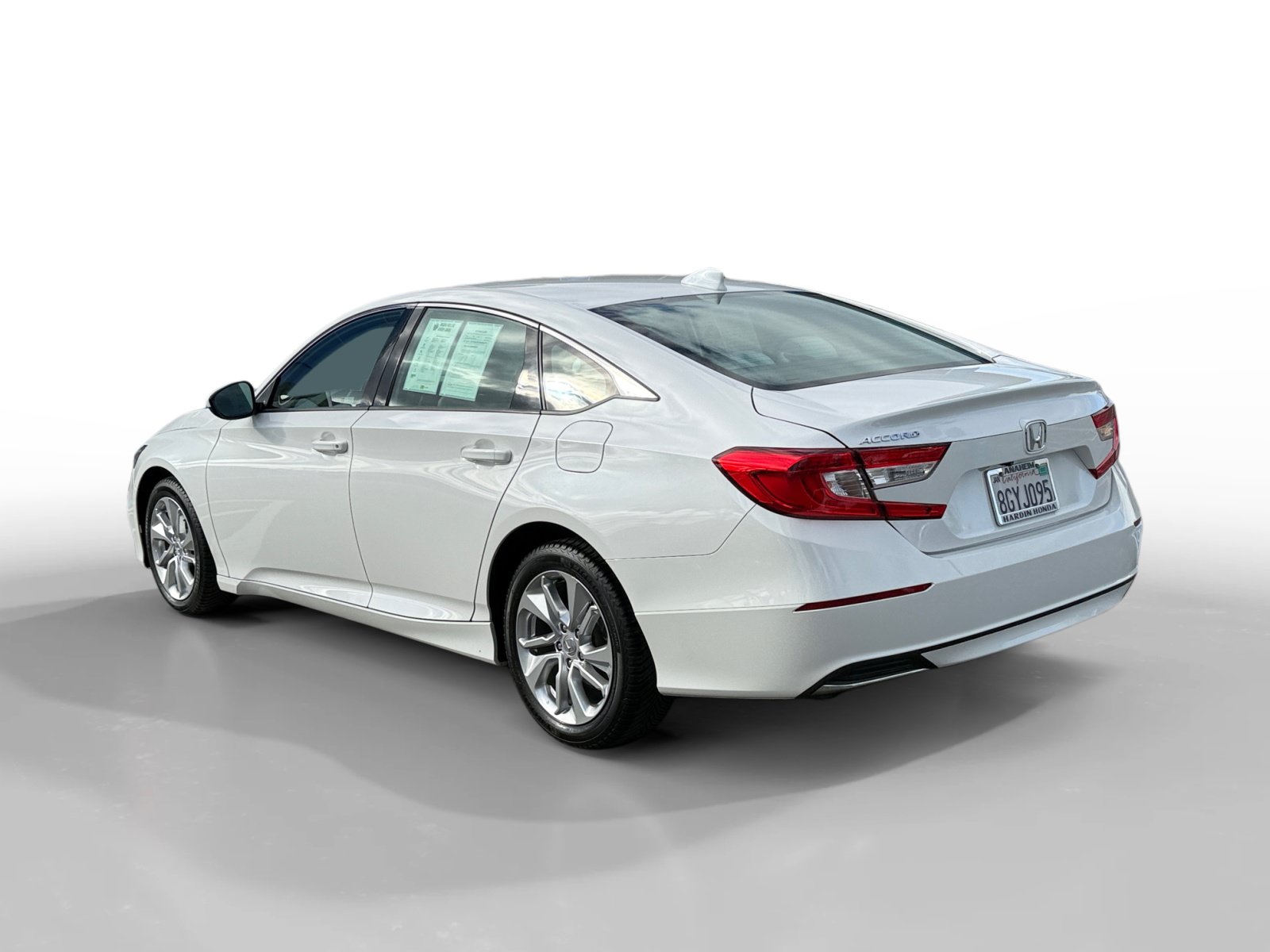 Used 2018 Honda Accord LX image 3