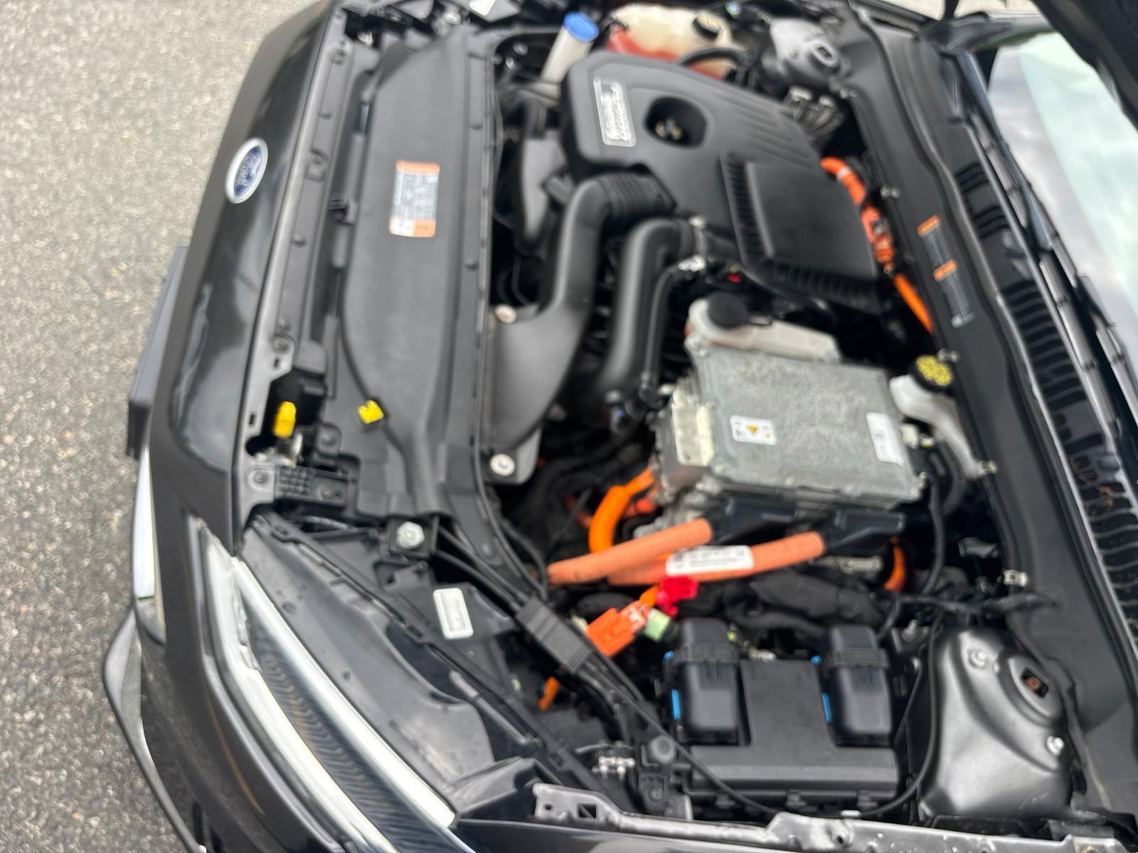Used 2019 Ford Fusion Energi Titanium FWD image 43