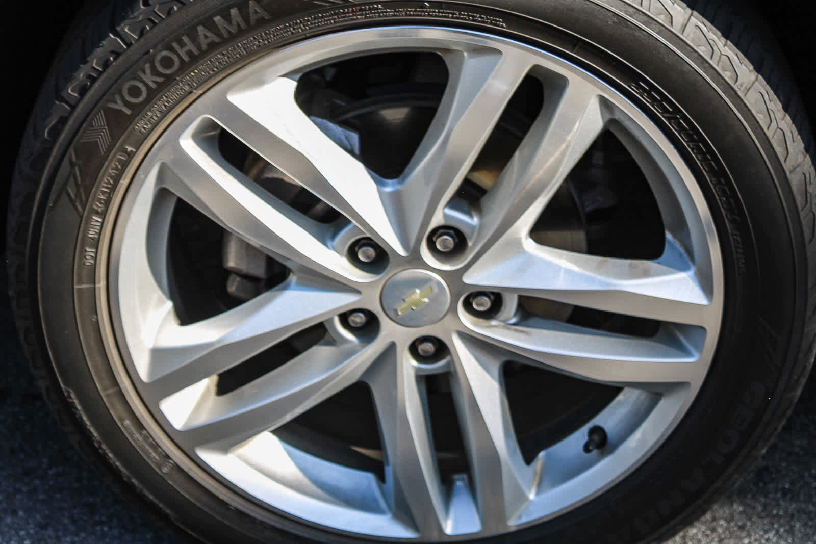 Used 2018 Chevrolet Equinox Premier FWD image 10