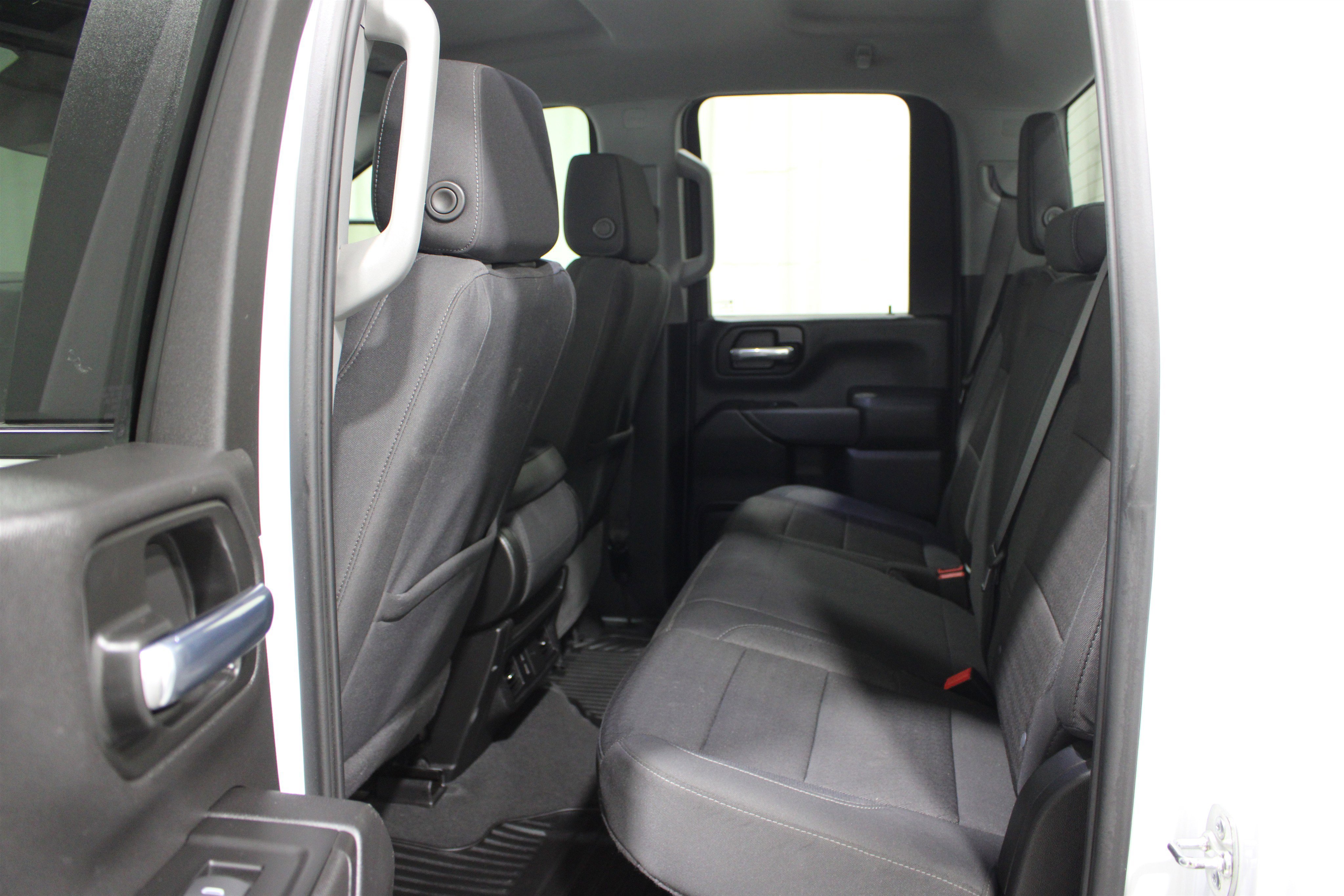 Used 2025 Chevrolet Silverado 2500 Custom w/ Custom Convenience Package AWD/4WD image 19