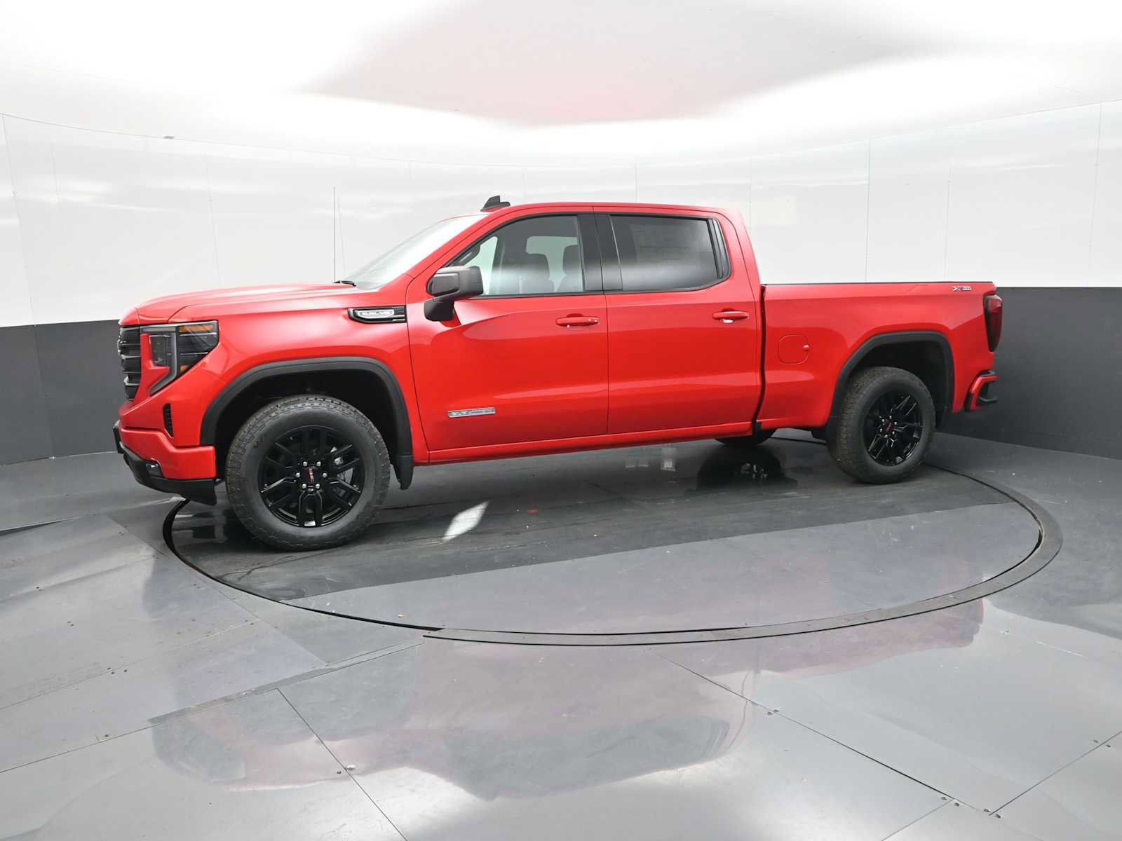 New 2026 GMC Sierra 1500 Elevation image 4