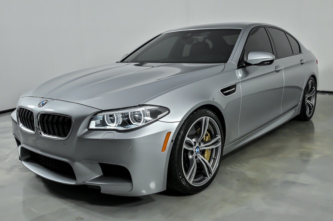 Used 2016 BMW M5 RWD image 5