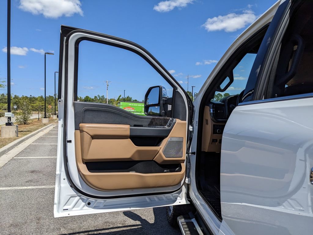 Used 2023 Ford F250 Lariat w/ Chrome Package AWD/4WD image 60