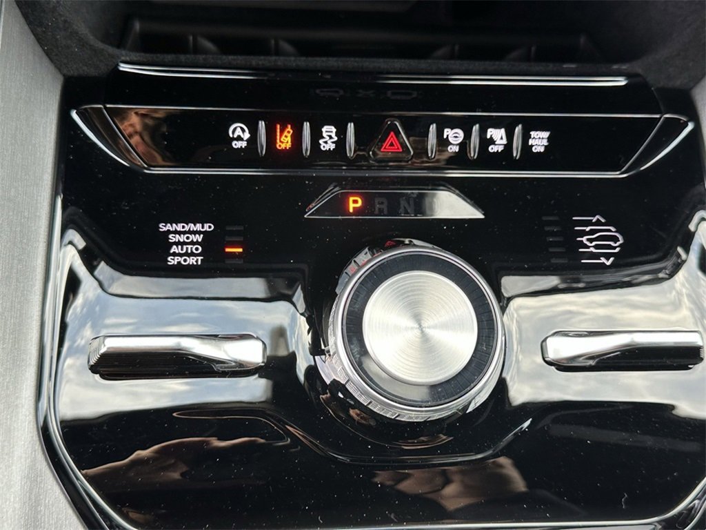 New 2025 Jeep Wagoneer Series II w/ Convenience Group I image 28