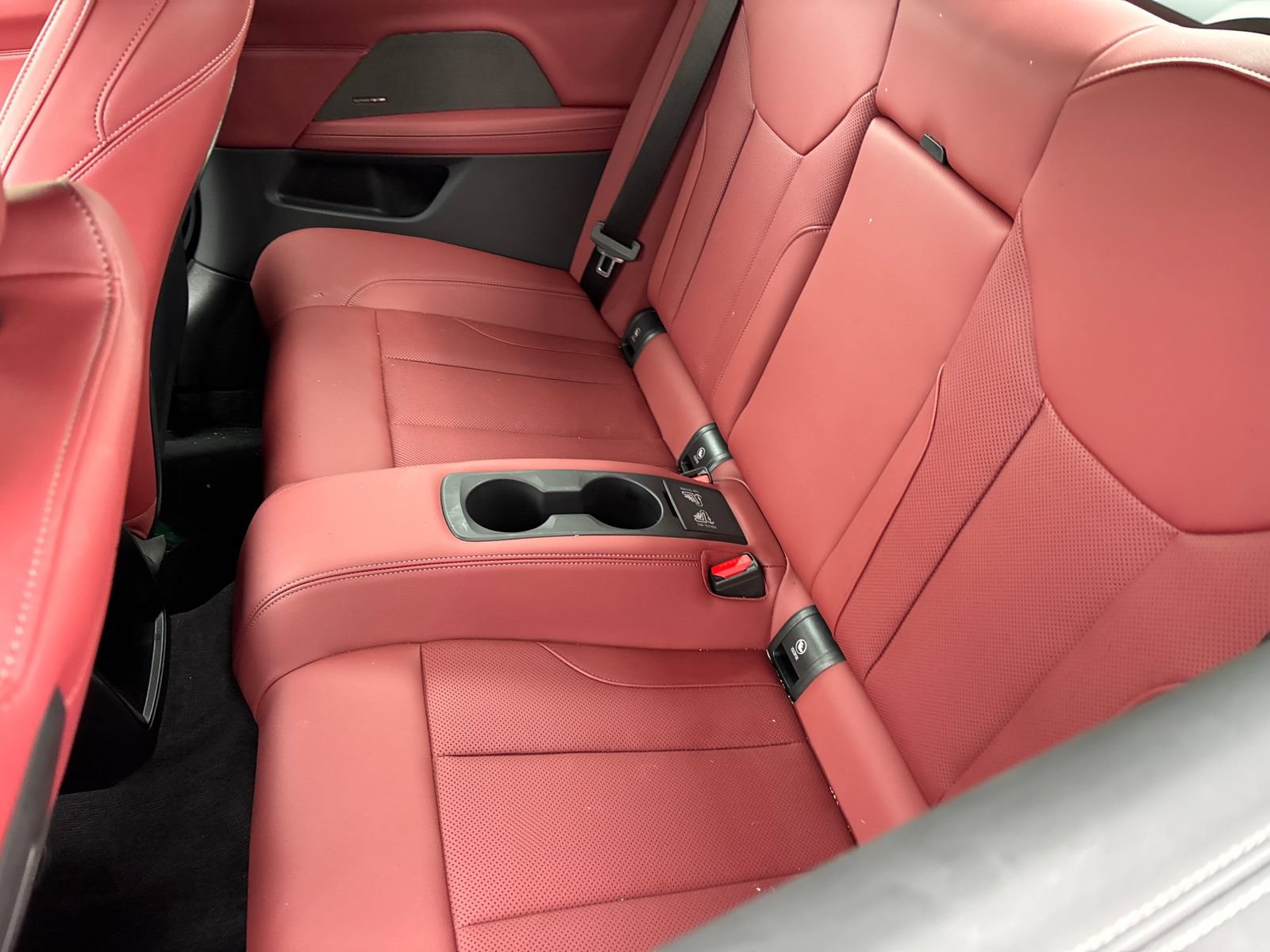 Used 2026 BMW M440i Convertible RWD image 26