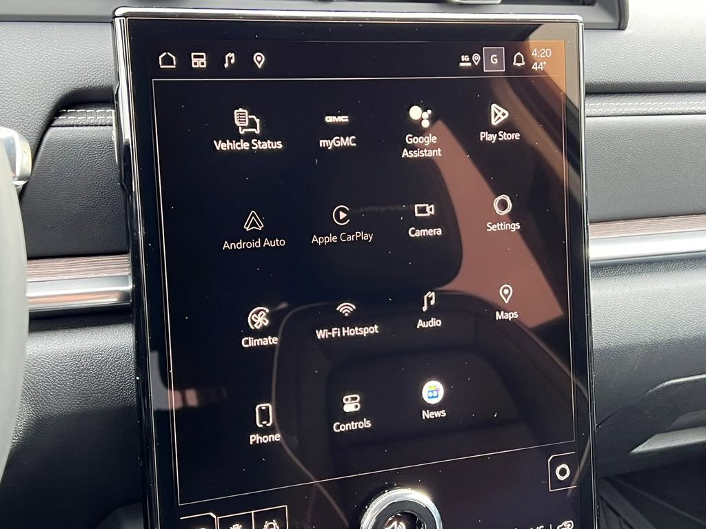 New 2026 GMC Terrain Denali w/ LPO, Floor Liner Package image 25