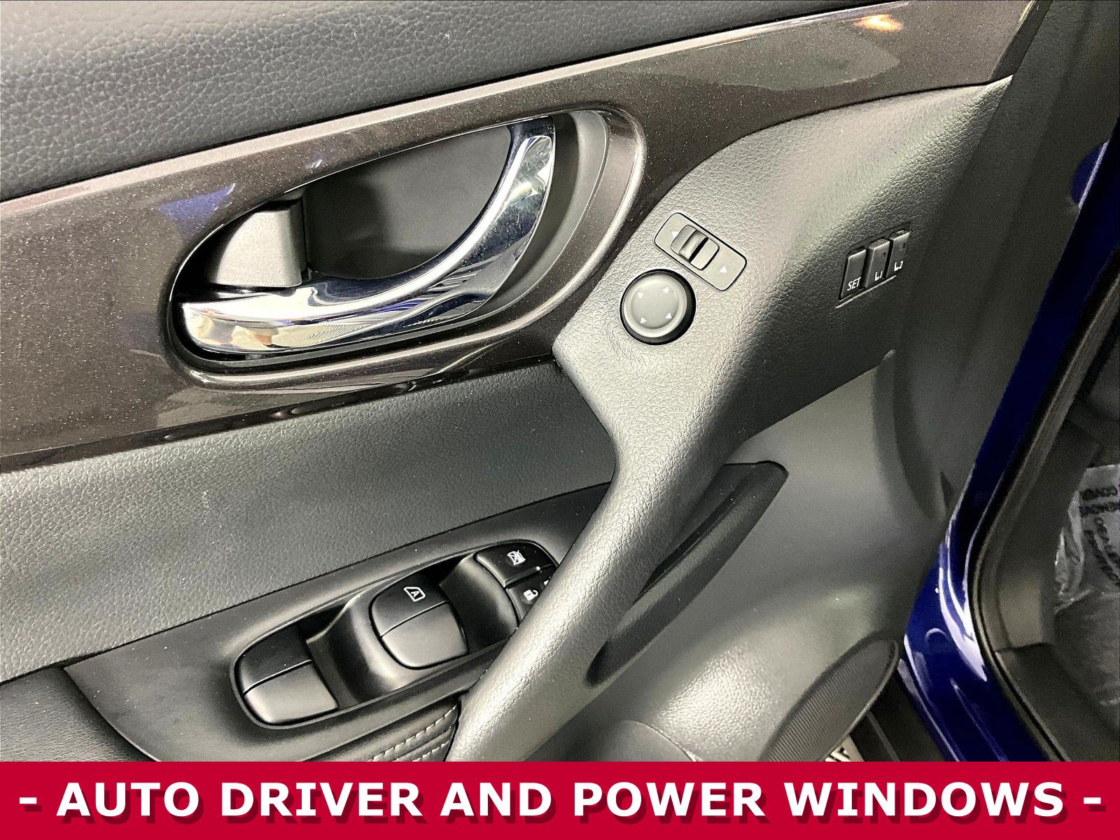 Used 2019 Nissan Rogue SV w/ Sun & Sound Touring Package AWD/4WD image 40