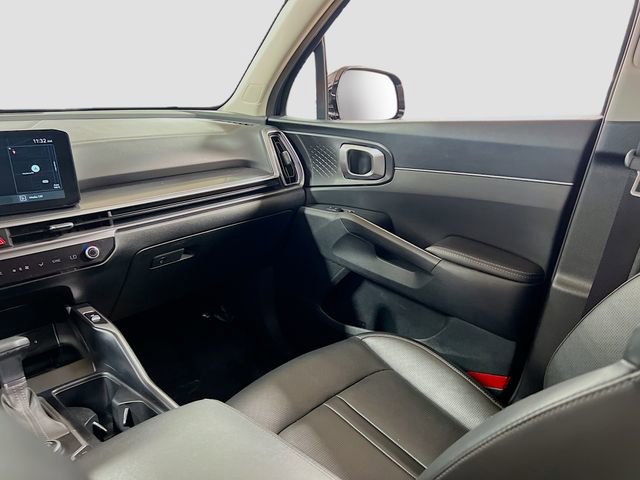 Certified 2024 Kia Sorento S image 24
