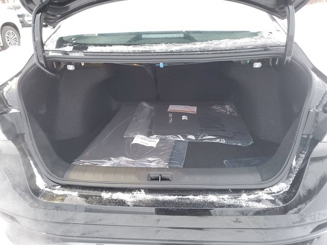 New 2026 Nissan Sentra SR w/ SR Premium Package FWD image 32