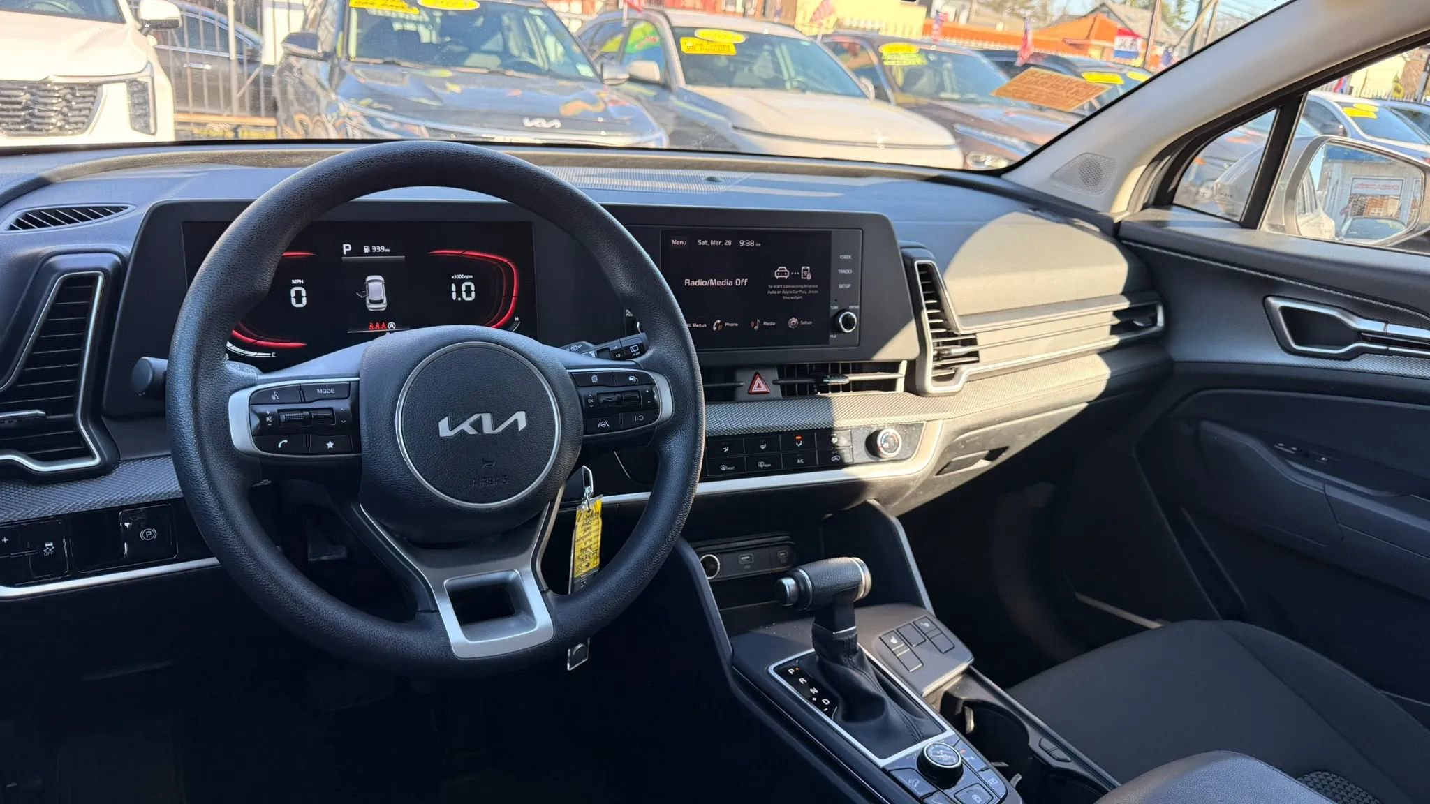 Used 2024 Kia Sportage LX image 16