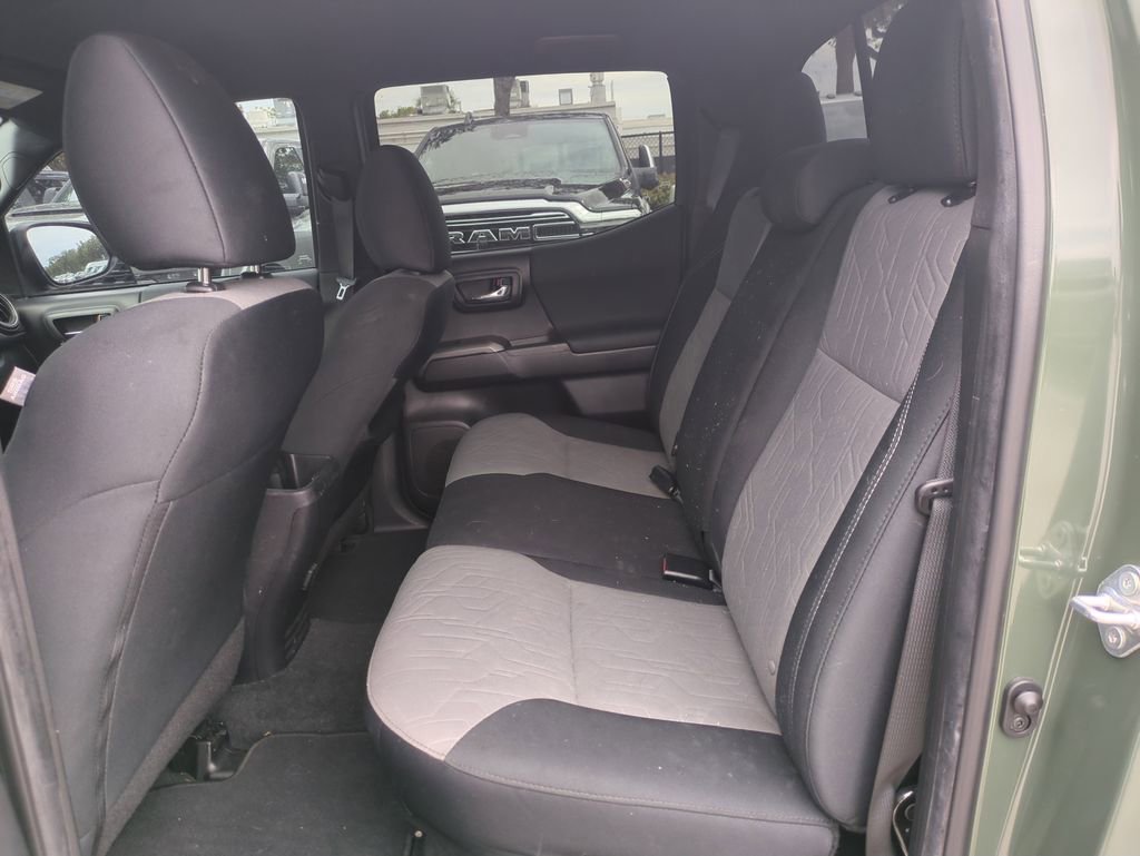 Used 2022 Toyota Tacoma TRD Sport RWD image 15