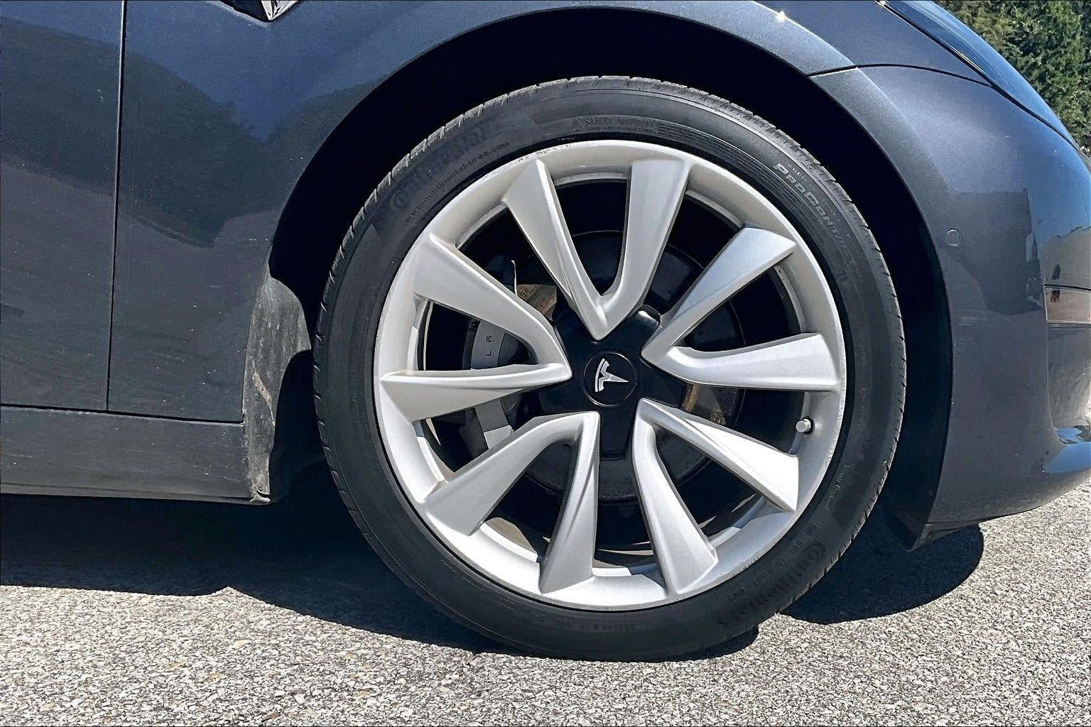 Used 2018 Tesla Model 3 Long Range AWD/4WD image 9