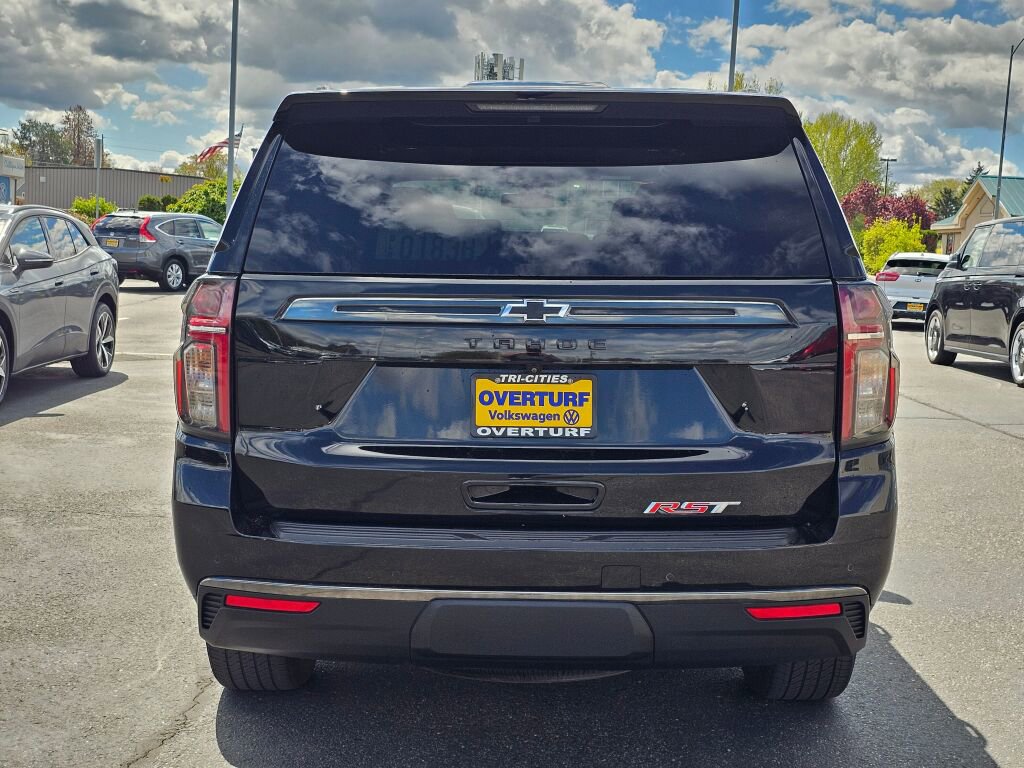 Used 2022 Chevrolet Tahoe RST w/ Luxury Package AWD/4WD image 5