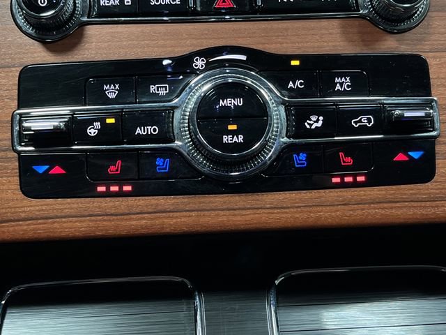 Used 2023 Lincoln Aviator Reserve w/ Elements Package Plus image 21