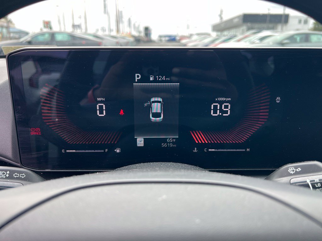 Certified 2025 Kia K4 FWD image 17