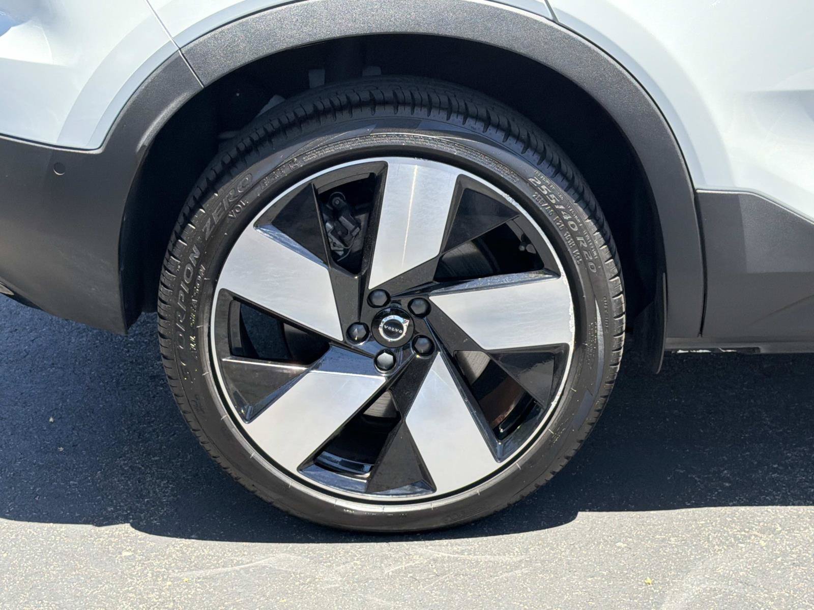 Certified 2023 Volvo C40 P8 Recharge Ultimate AWD/4WD image 27