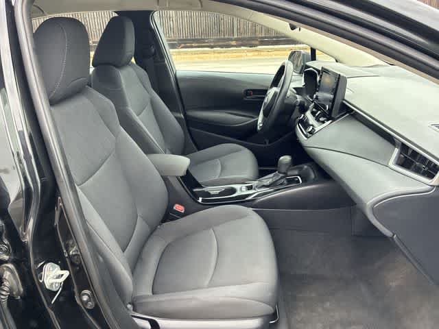 Used 2022 Toyota Corolla LE FWD image 21