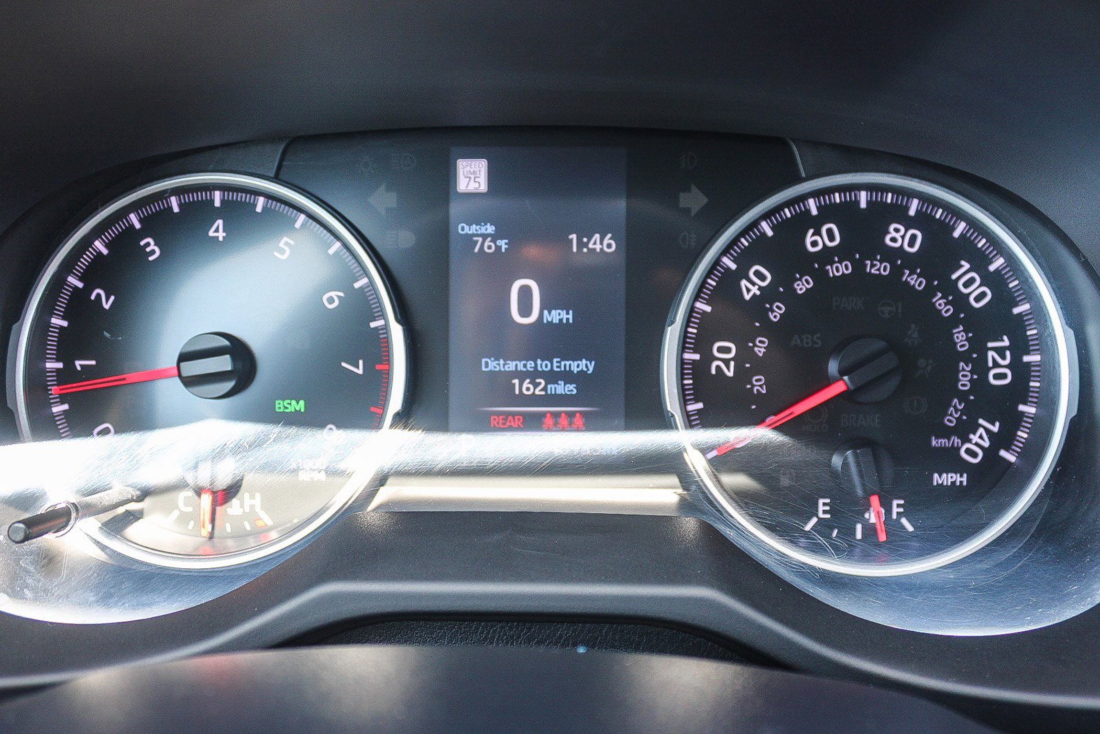 Used 2022 Toyota RAV4 XLE w/ Convenience Package image 24