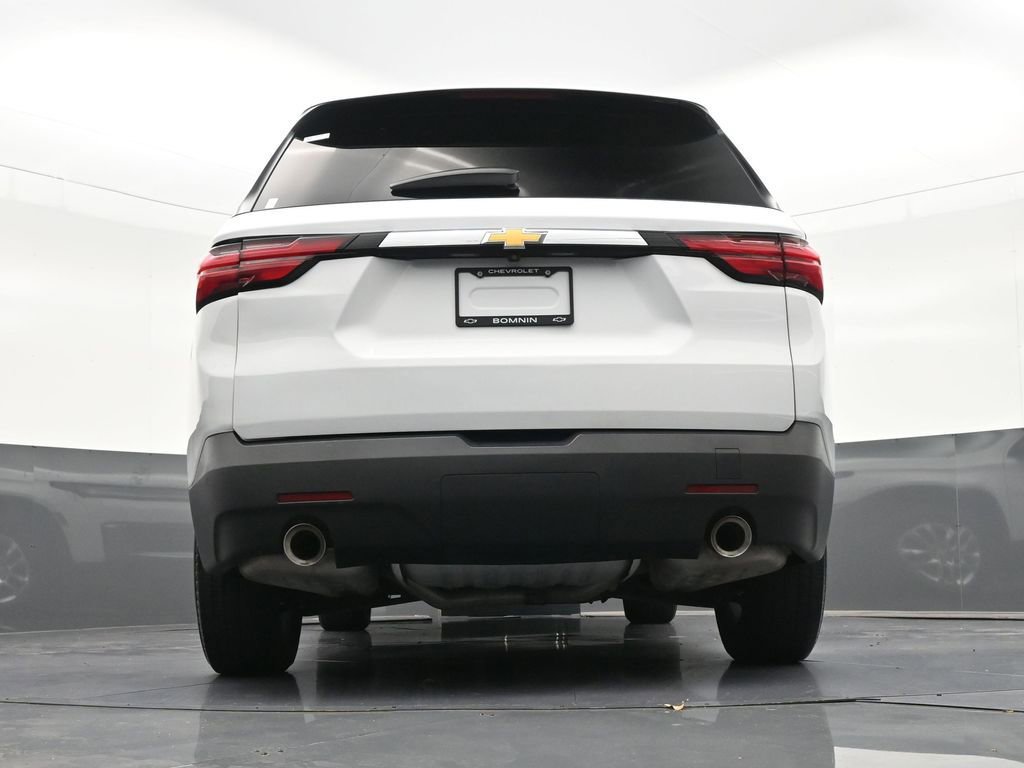 Used 2023 Chevrolet Traverse LS FWD image 27