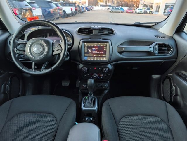 Used 2018 Jeep Renegade Altitude w/ UConnect 8.4 Nav Group image 21