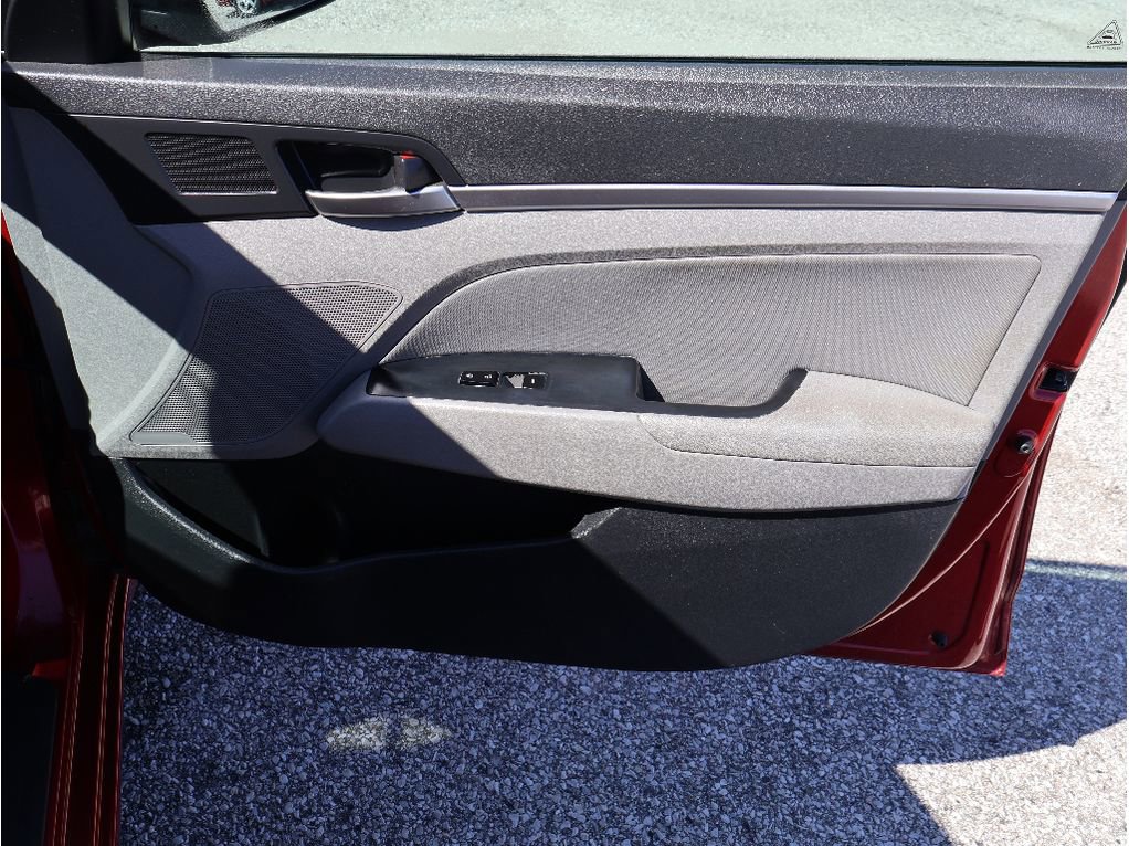 Used 2019 Hyundai Elantra SEL FWD image 28