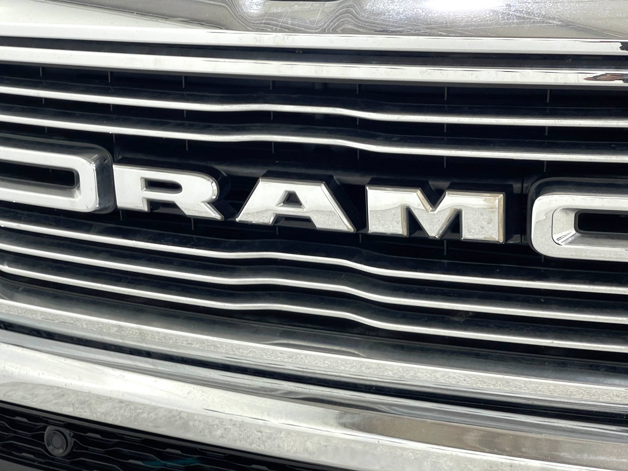 Used 2020 RAM 1500 Laramie AWD/4WD image 37