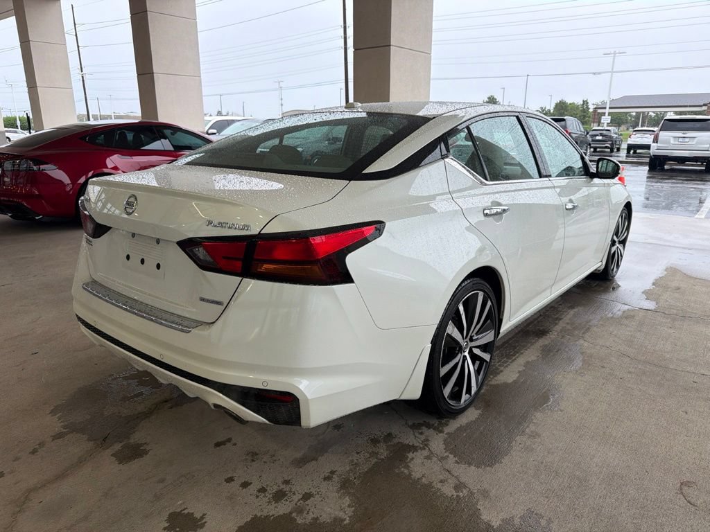 Used 2019 Nissan Altima 2.0 Platinum FWD image 5