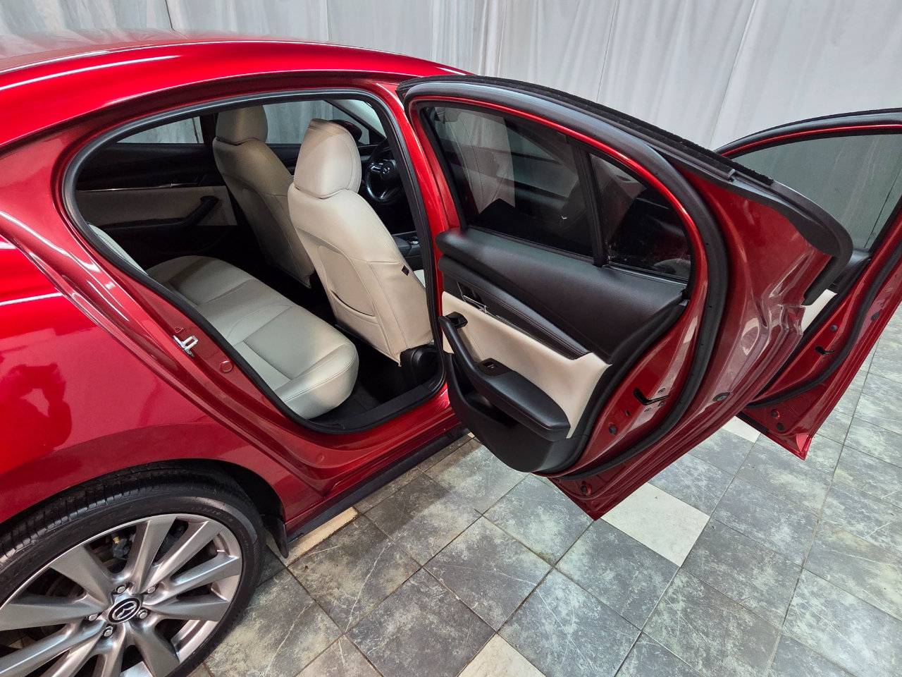 Used 2021 MAZDA MAZDA3 s image 12