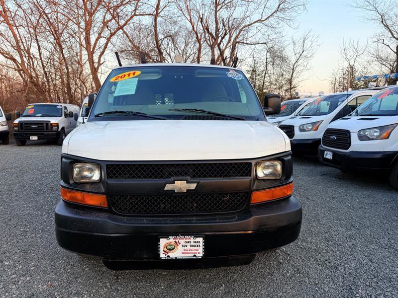Used 2011 Chevrolet Express 2500 RWD image 5
