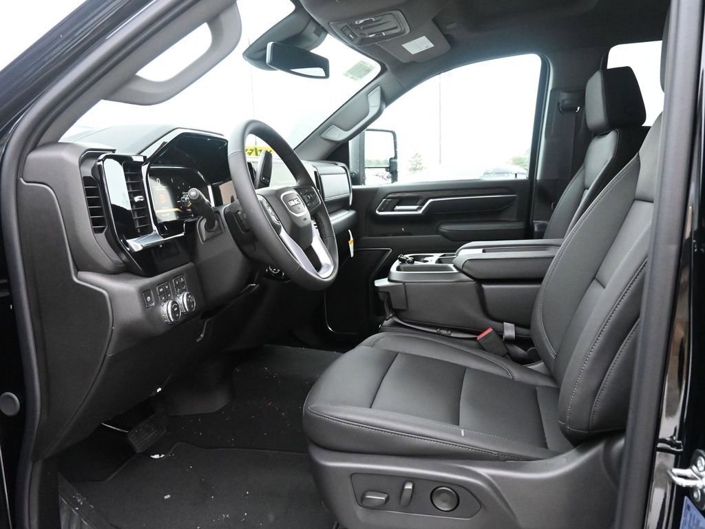 New 2026 GMC Sierra 3500 SLT image 14