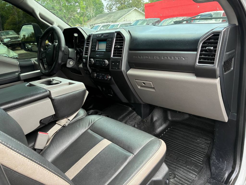 Used 2017 Ford F350 XLT AWD/4WD image 15