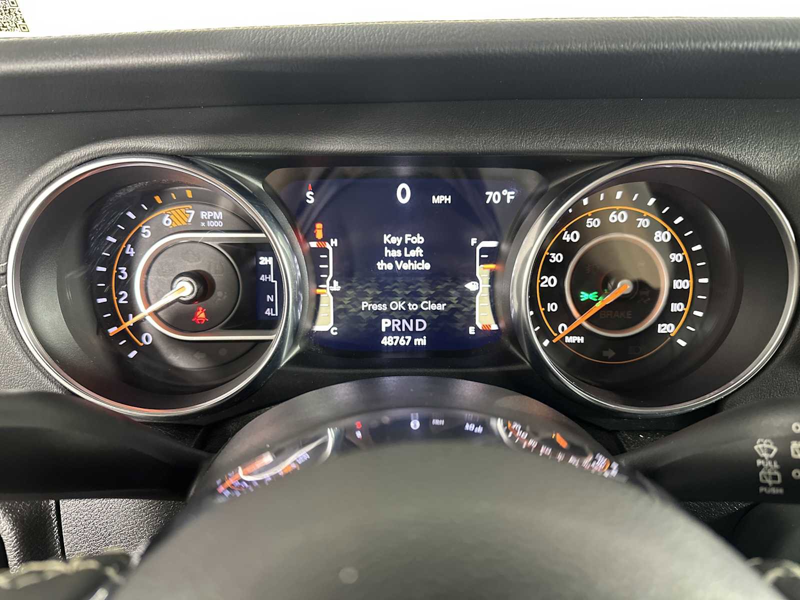 Used 2020 Jeep Wrangler Unlimited Sahara image 30