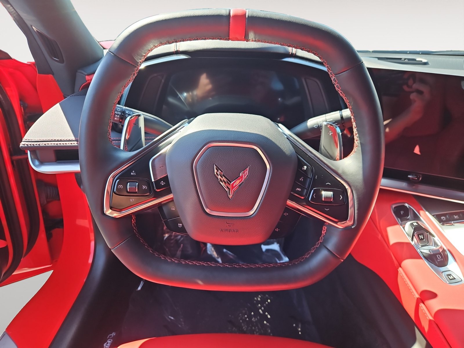 Used 2024 Chevrolet Corvette Stingray Preferred Cpe w/ Z51 Performance Package RWD image 12