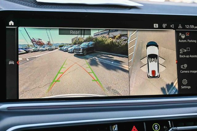 Used 2022 BMW X5 xDrive40i w/ Premium Package image 29