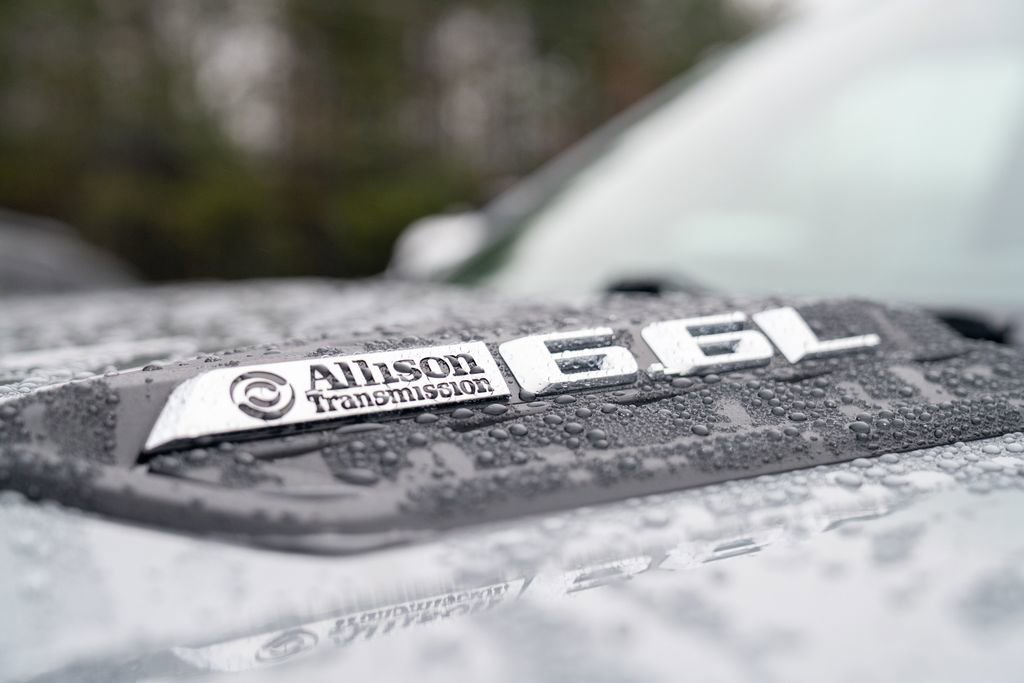 Used 2025 Chevrolet Silverado 2500 LT w/ Convenience Package image 3