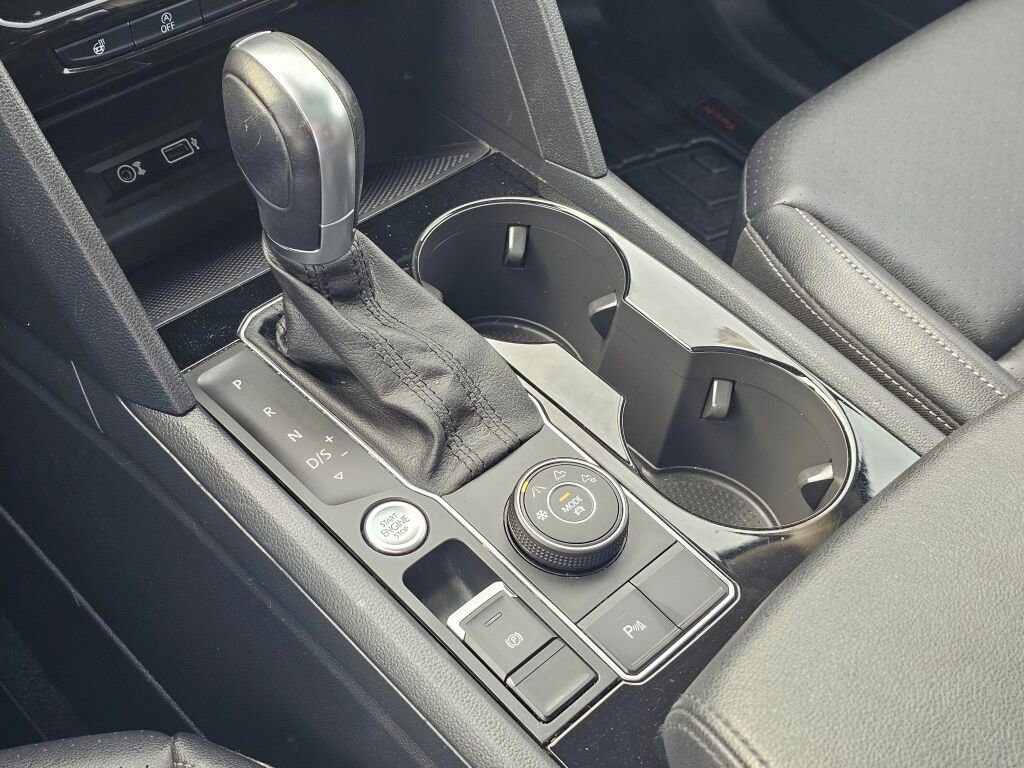 Used 2019 Volkswagen Atlas SEL image 19