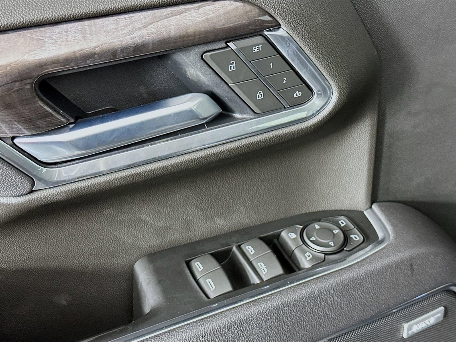 New 2025 Chevrolet Silverado 1500 LTZ w/ Technology Package image 18