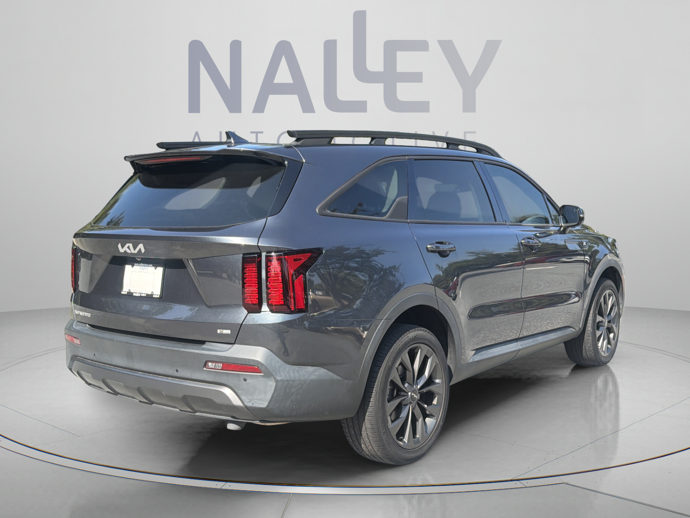 Certified 2023 Kia Sorento X-Line EX AWD/4WD image 5