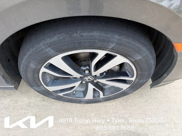 Used 2018 Honda Odyssey Elite image 14