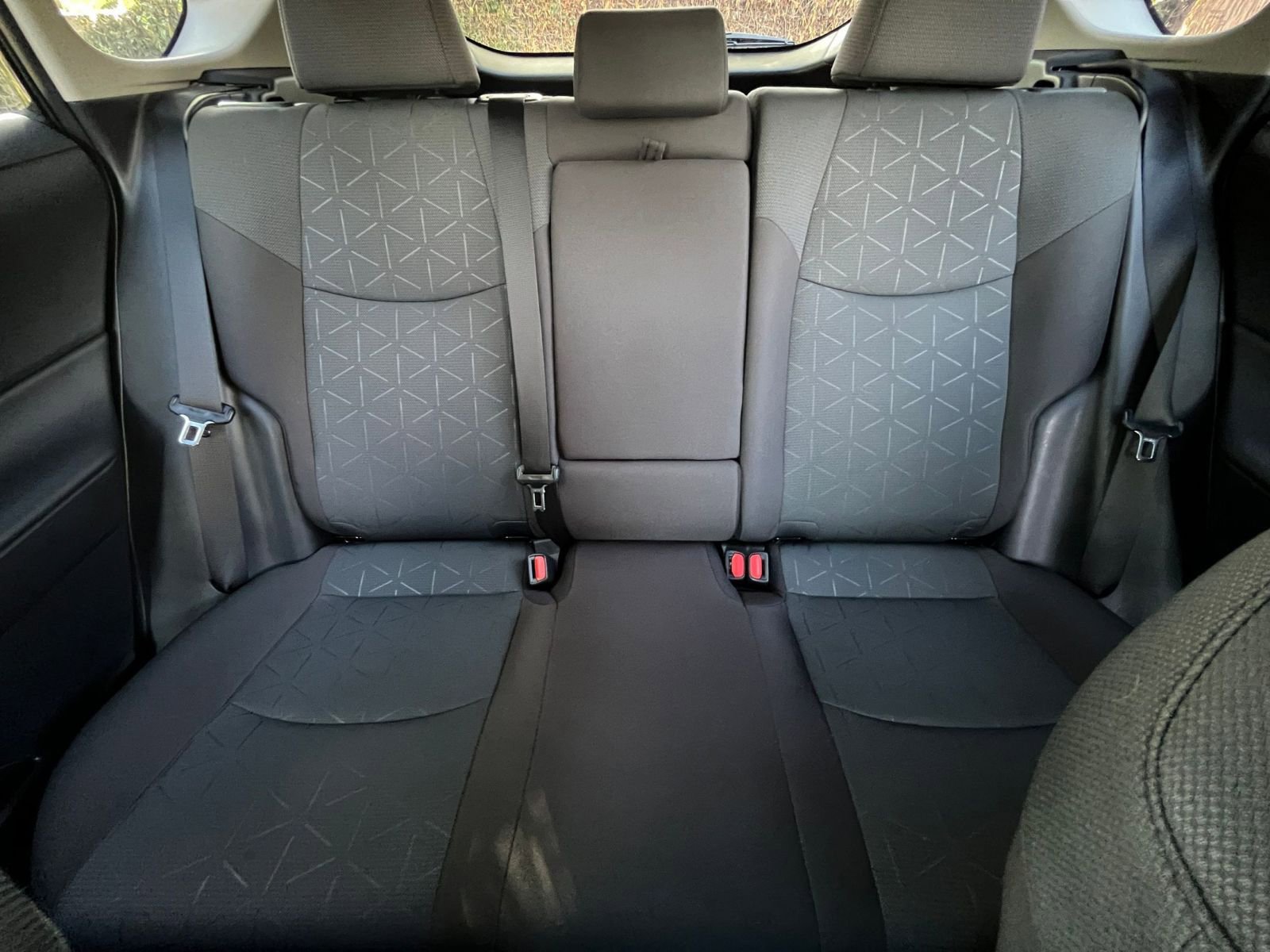 Used 2025 Toyota RAV4 XLE image 37