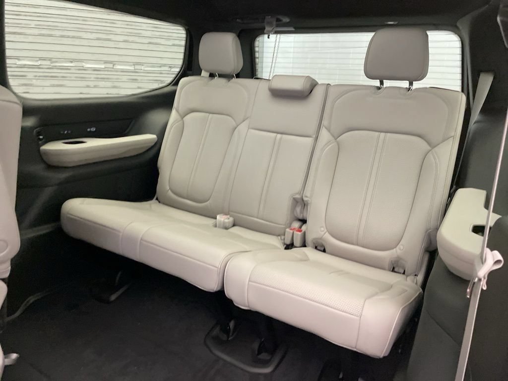New 2026 Jeep Grand Wagoneer 2WD w/ Premium Group I image 20