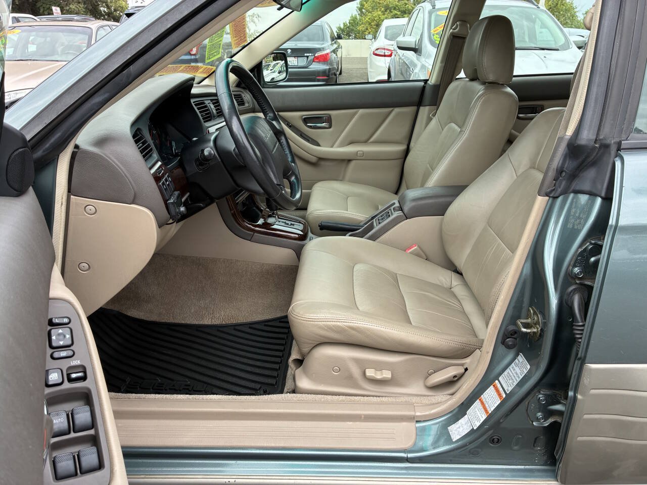 Used 2001 Subaru Outback Limited AWD/4WD image 3