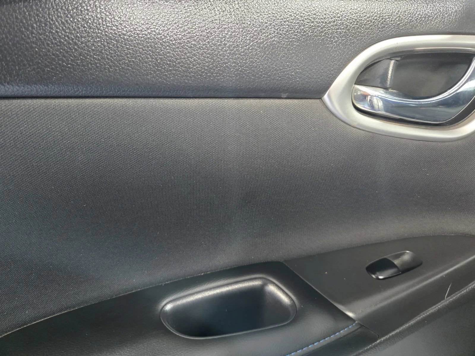 Used 2019 Nissan Sentra SR image 11